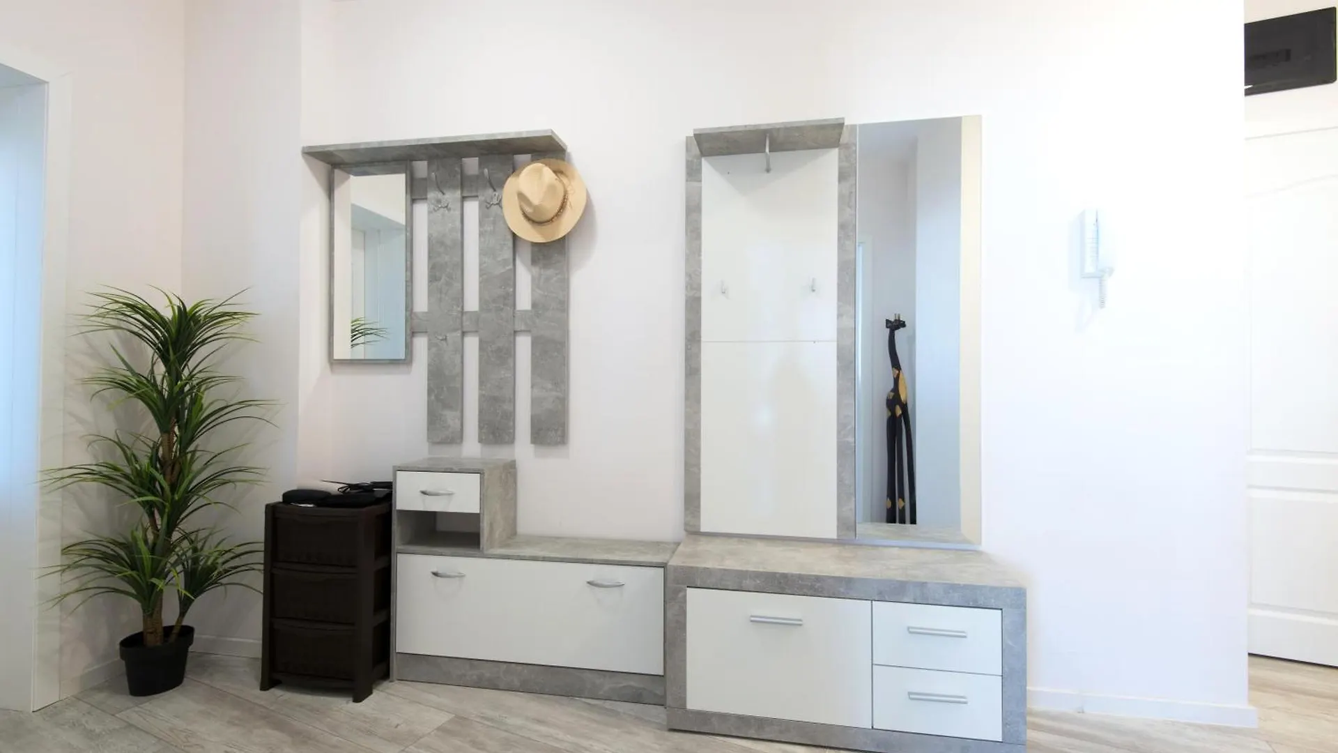 La Mer Luxury Apartments Golden Sands