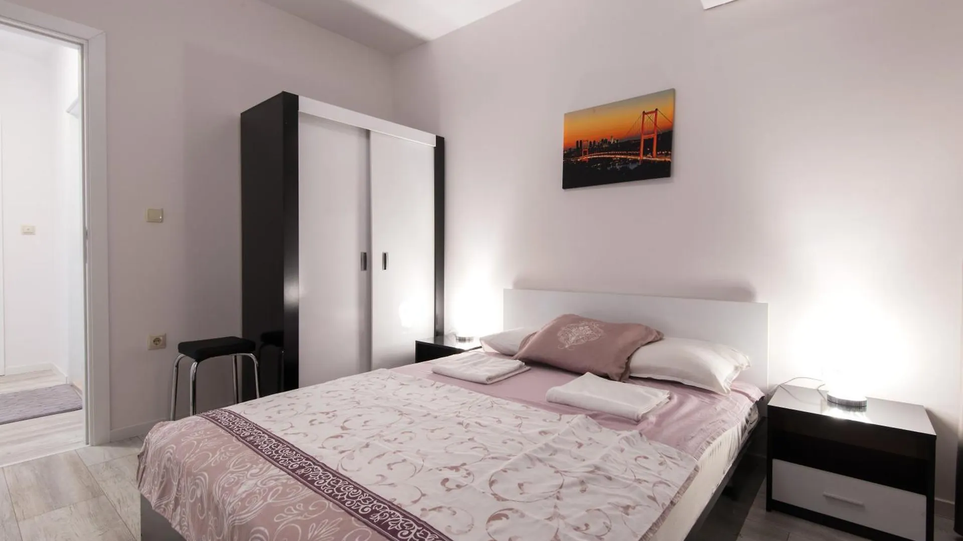 La Mer Luxury Apartments Golden Sands